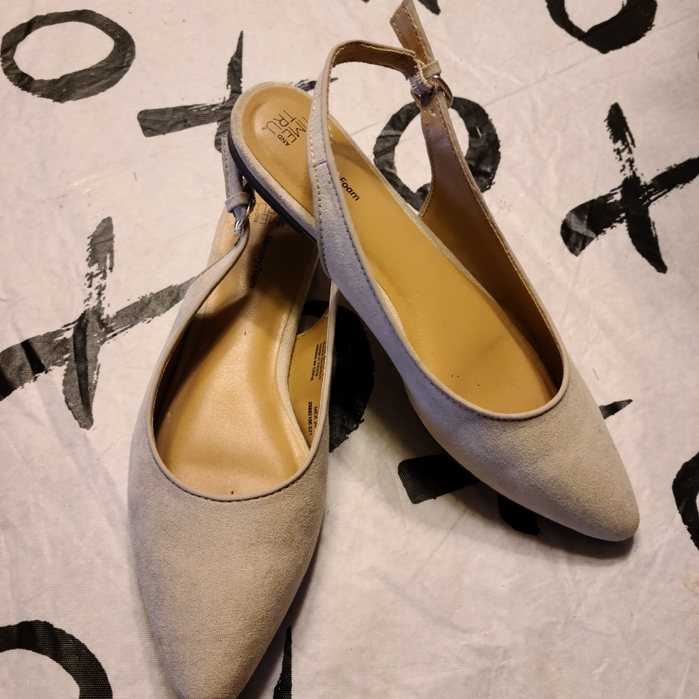 Tan Flats